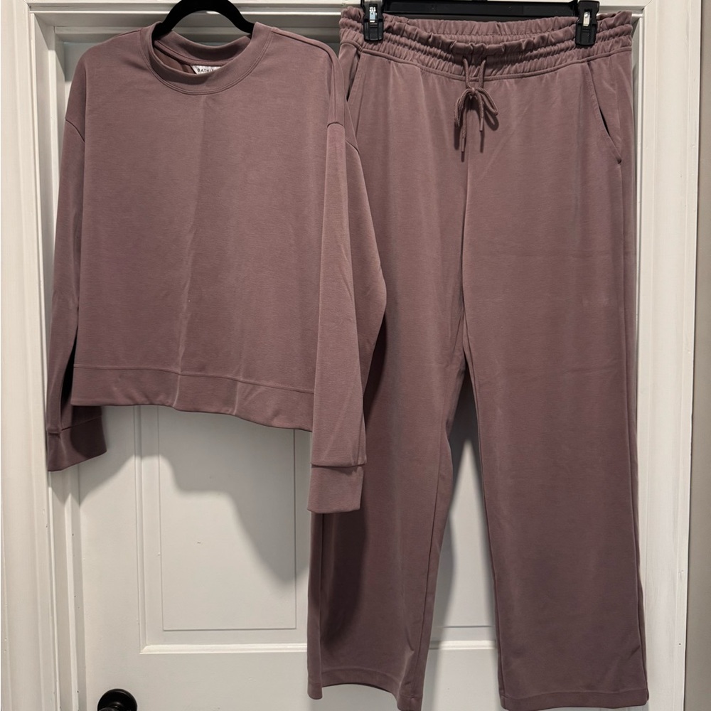 Athleta Mauve Track Pants & Jogger Set